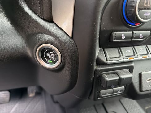 Used 2019 Chevrolet Silverado 1500 RST AWD/4WD image 23