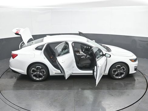 Used 2024 Chevrolet Malibu LT image 54