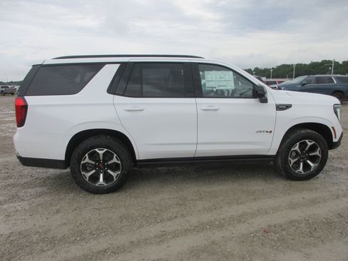 New 2026 GMC Yukon AT4 w/ AT4 Premium Plus Package AWD/4WD image 3