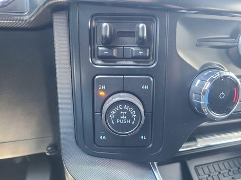Used 2025 Ford F150 Platinum w/ FX4 Off-Road Package AWD/4WD image 34