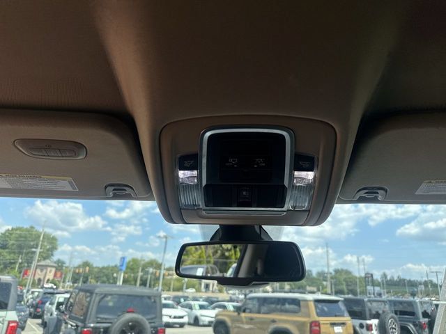 Used 2019 RAM 1500 Laramie AWD/4WD image 24