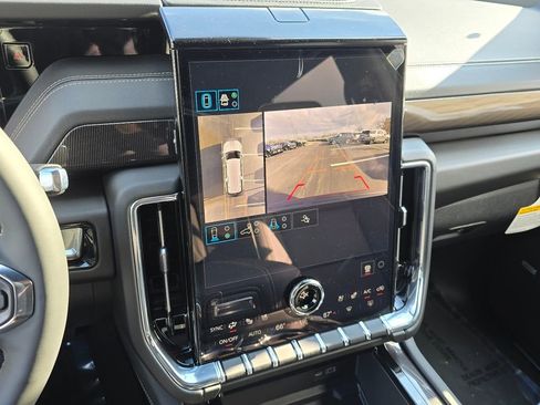 New 2026 GMC Yukon XL Elevation w/ Elevation Premium Package image 22