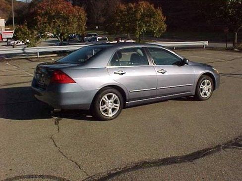 Used 2007 Honda Accord SE image 5