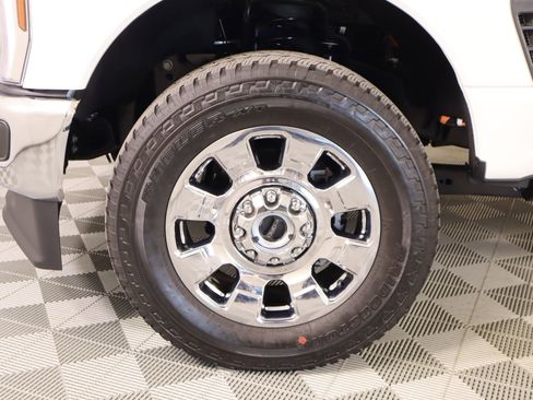 Used 2026 Ford F250 Lariat w/ Chrome Package image 18