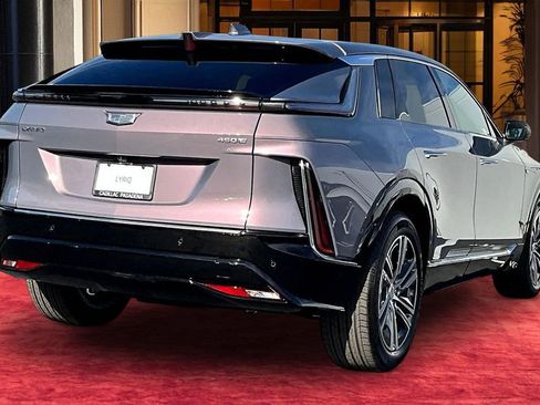 New 2026 Cadillac Lyriq Luxury RWD image 6