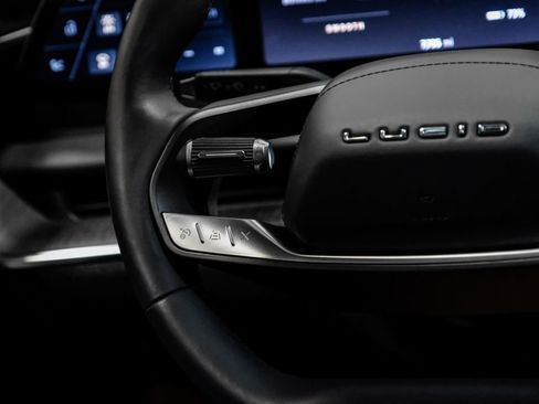 Used 2024 Lucid Air Touring image 17