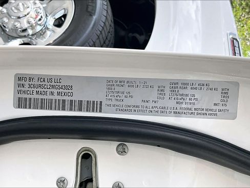 Used 2021 RAM 2500 Tradesman w/ Safety Group AWD/4WD image 35