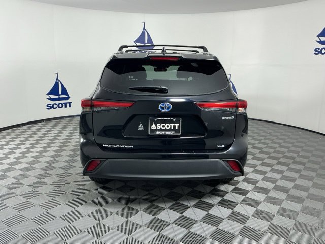 Used 2023 Toyota Highlander Bronze Edition AWD/4WD image 5