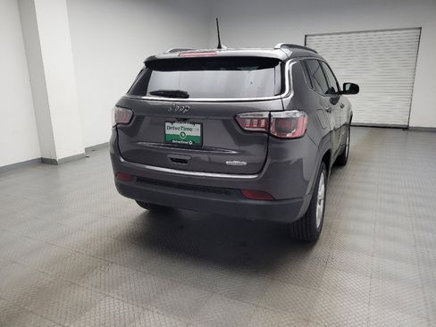 Used 2018 Jeep Compass Latitude w/ Popular Equipment Group FWD image 7