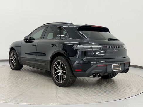 Used 2024 Porsche Macan AWD/4WD image 3