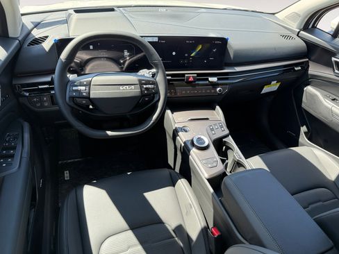 New 2026 Kia Sportage SX Prestige AWD/4WD image 15
