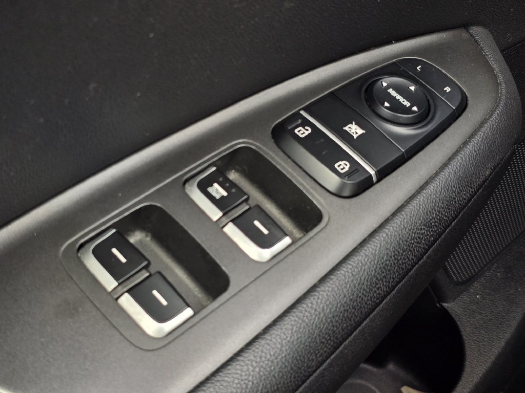 Used 2017 Kia Optima LX FWD image 22