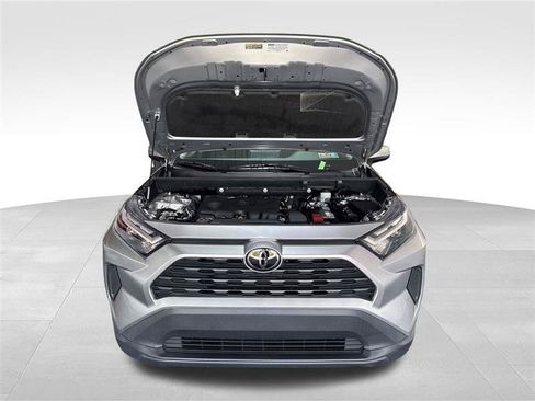 Used 2024 Toyota RAV4 XLE w/ Convenience Package FWD image 11