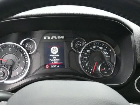 Used 2024 RAM 1500 Big Horn image 13