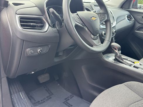 Used 2023 Chevrolet Equinox LT image 13
