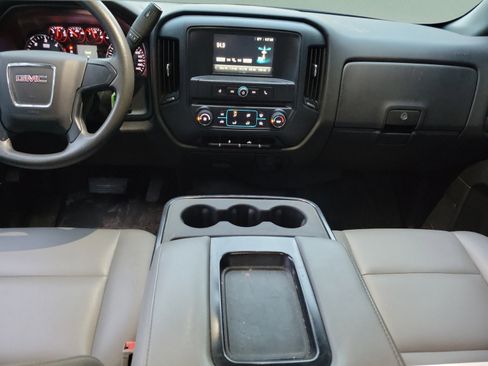 Used 2019 GMC Sierra 1500 Limited w/ Sierra Convenience Package RWD image 9
