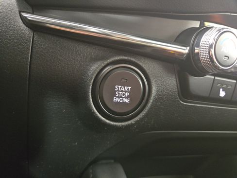 Used 2023 MAZDA MAZDA3 s image 26