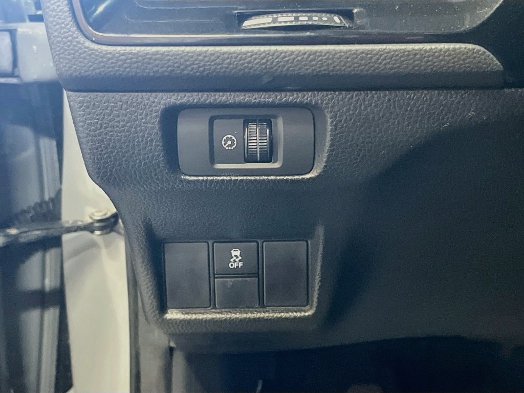 Used 2025 Honda Civic FWD Hybrid Sedan image 10