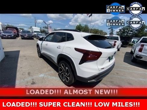 Certified 2024 Chevrolet Trax RS w/ Sunroof Package image 7