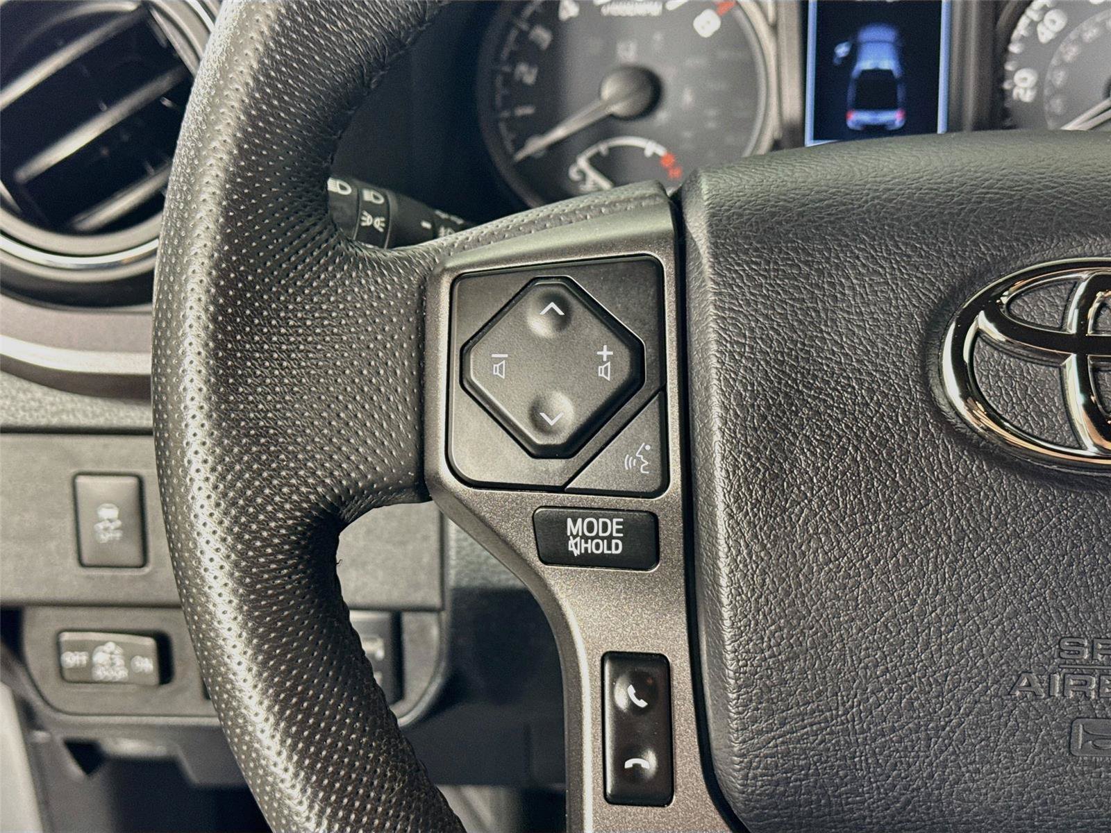 Certified 2023 Toyota Tacoma TRD Off-Road AWD/4WD image 16