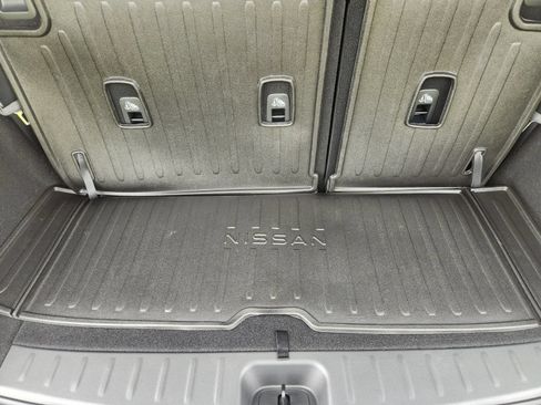 New 2026 Nissan Pathfinder SL FWD image 27