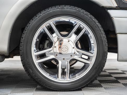 Used 2003 Ford F150 Harley-Davidson RWD image 14