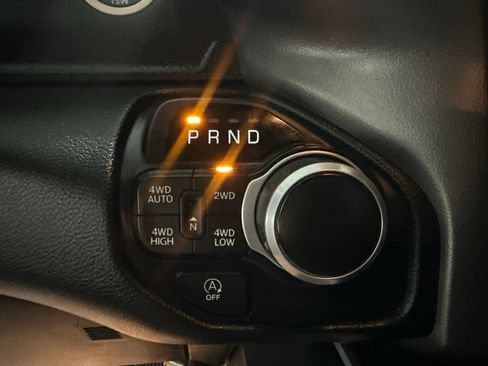 Used 2022 RAM 1500 Big Horn AWD/4WD image 19