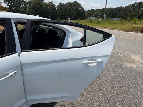 Used 2020 Hyundai Elantra Value Edition w/ Cargo Package (C1) FWD image 12