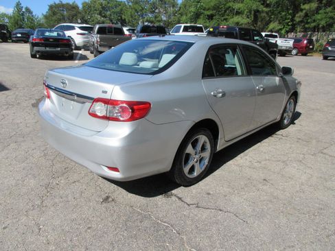 Used 2012 Toyota Corolla LE w/ Premium Pkg FWD image 5