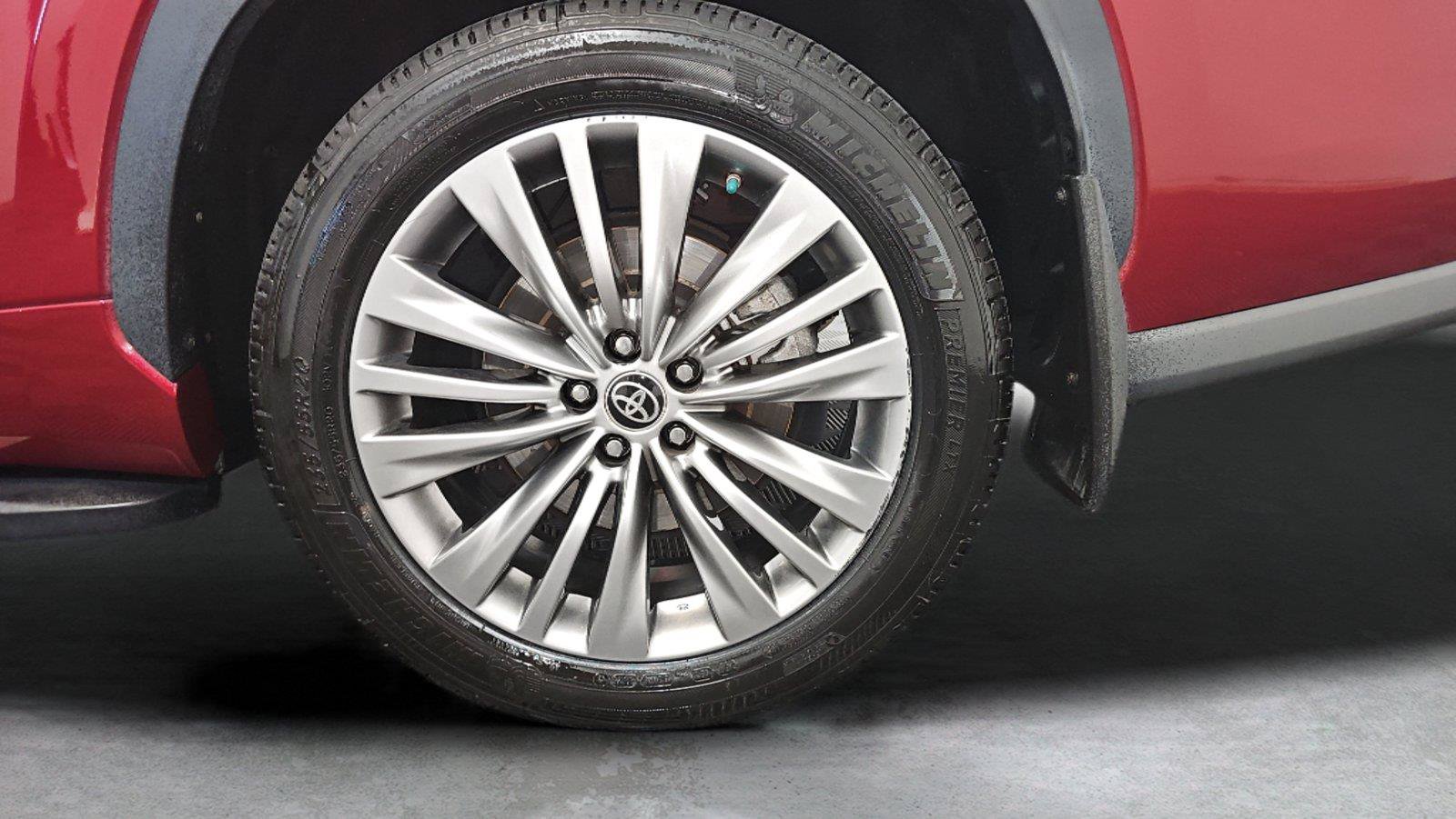 Used 2022 Toyota Highlander Platinum AWD/4WD image 27