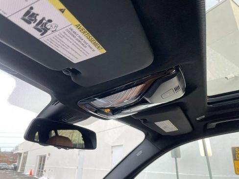 Used 2023 BMW X5 xDrive40i w/ M Sport Package image 22