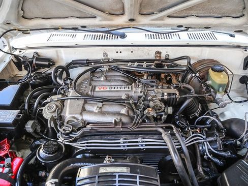 Used 1995 Toyota 4Runner SR5 image 36