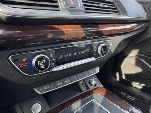 Used 2018 Audi Q5 2.0T Premium image 18