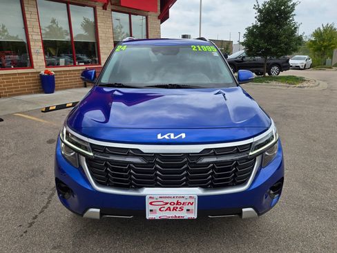 Used 2024 Kia Seltos S AWD/4WD image 2