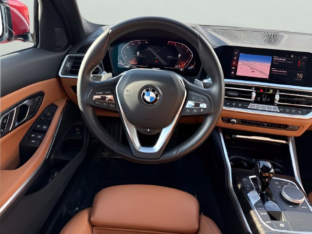 Certified 2022 BMW 330i xDrive Sedan w/ Convenience Package AWD/4WD image 13