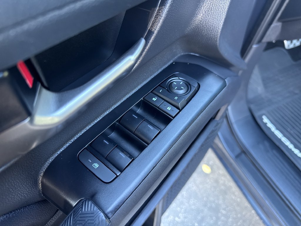 Certified 2025 Toyota Tacoma TRD Sport w/ TRD Sport Premium Package AWD/4WD image 14