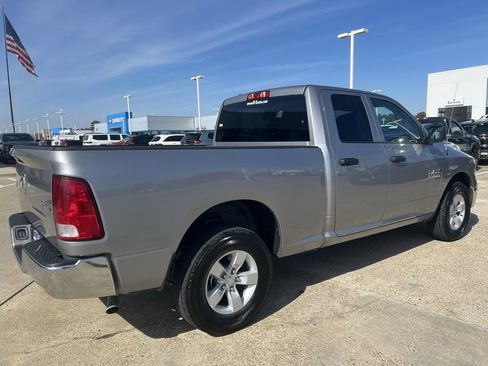 Used 2024 RAM 1500 Classic SLT image 5