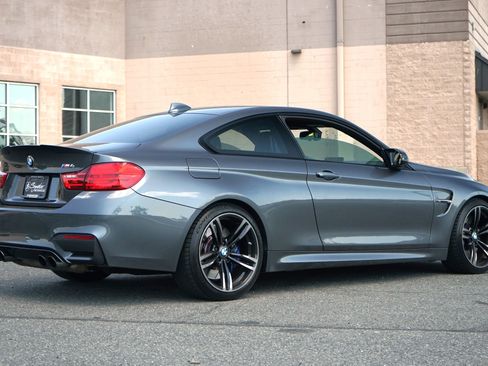 Used 2015 BMW M4 Coupe RWD image 4
