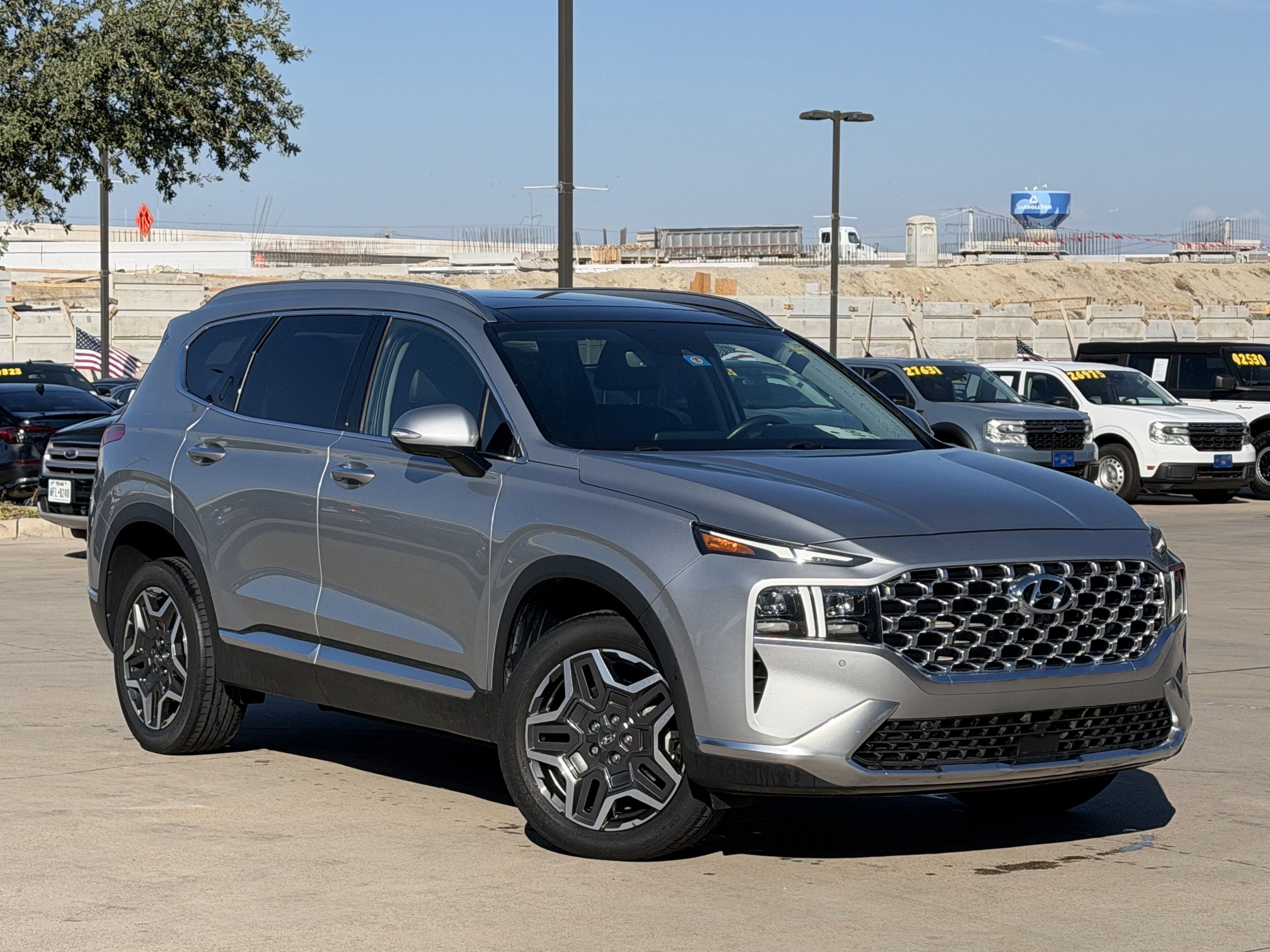 Used 2023 Hyundai Santa Fe Limited w/ Cargo Package AWD/4WD image 2