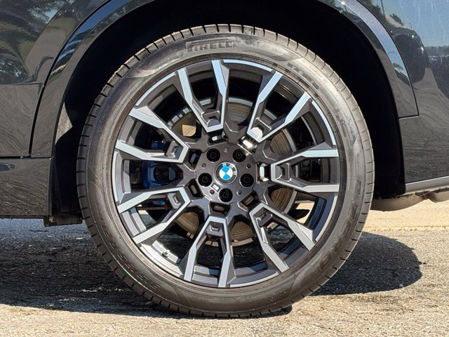 Certified 2026 BMW X5 M60i AWD/4WD image 4