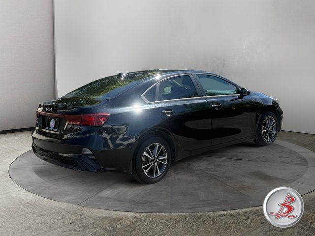 Used 2023 Kia Forte LXS FWD image 7