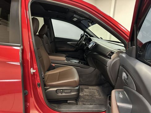 Used 2024 Honda Passport EX-L image 39