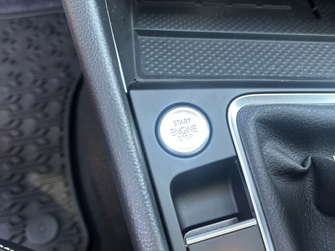 New 2026 Volkswagen Jetta SEL FWD image 10