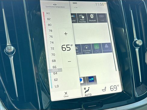 Used 2020 Volvo S60 T5 Momentum image 15