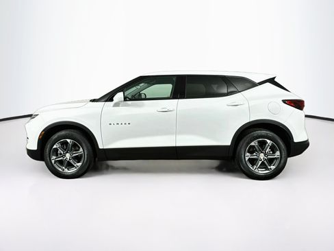 Used 2025 Chevrolet Blazer LT AWD/4WD image 4