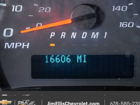 Certified 2025 Chevrolet Express 2500 w/ Driver Convenience Package image 11