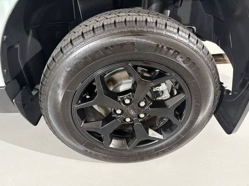 Used 2023 Ford Maverick Lariat w/ Lariat Luxury Package AWD/4WD image 7