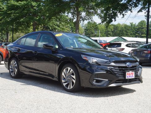 Used 2024 Subaru Legacy Limited AWD/4WD image 3