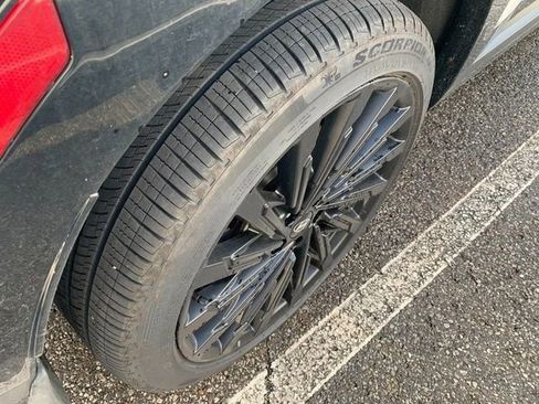 Used 2025 Hyundai Santa Fe Calligraphy image 5