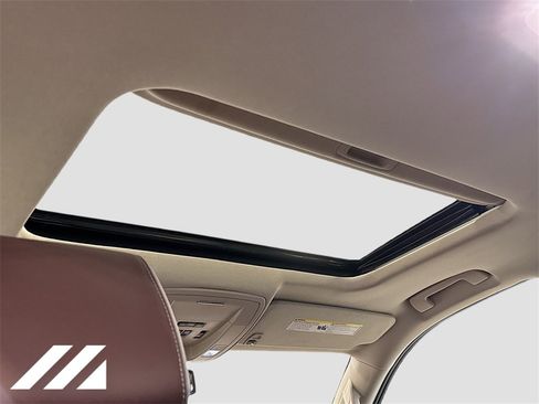 Used 2016 Chevrolet Silverado 1500 High Country w/ High Country Premium Package image 25